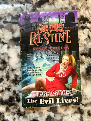 Cheerleaders: The Evil Lives by R. L. Stine (1998, Paperback)
