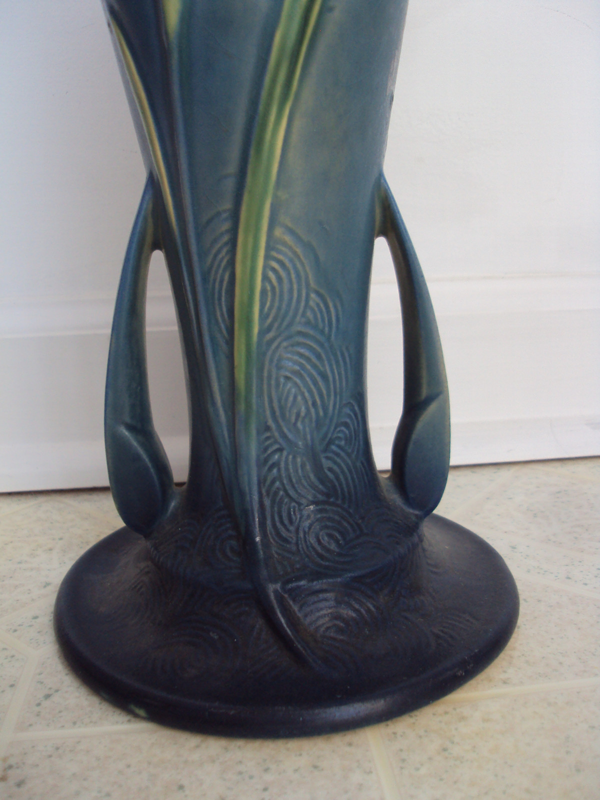Roseville Pottery  Zephyr Lily Vase Blue 139-12 Amazing Color! Condition! Style!