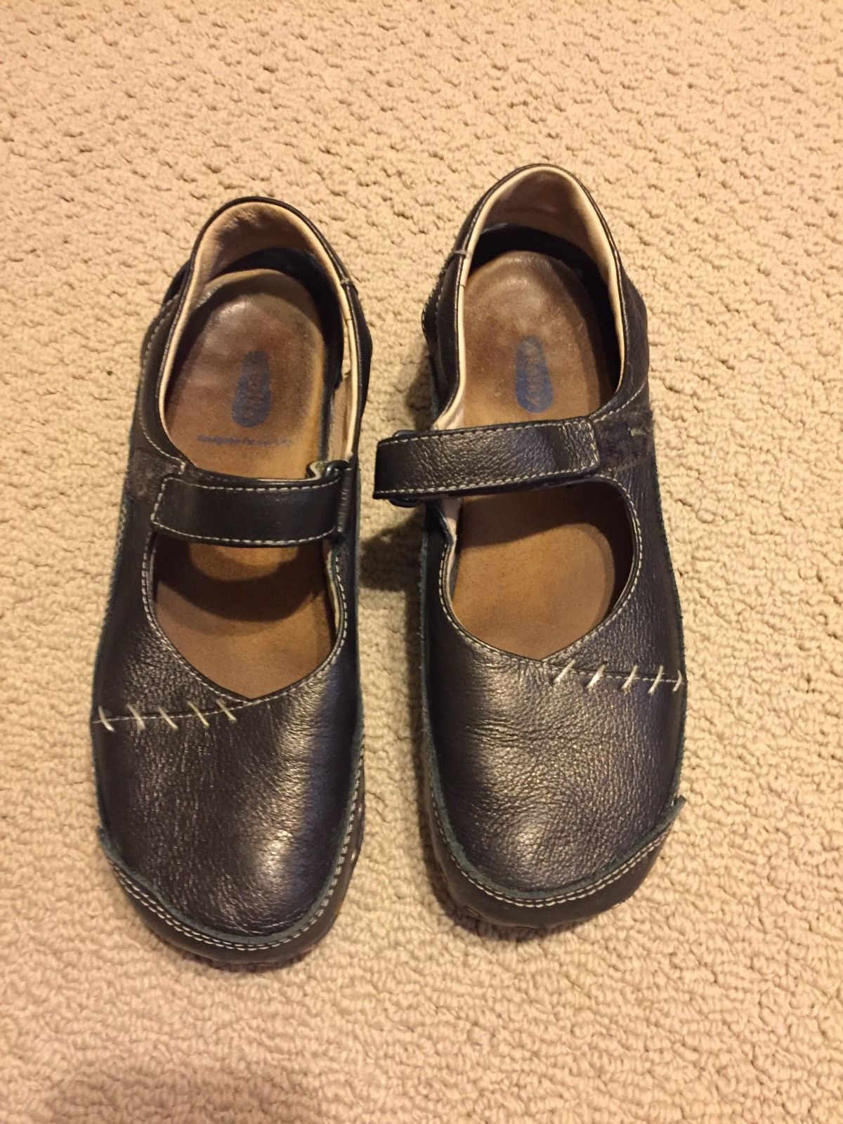 Tacón bajo y Oxfords Wolky para Mujeres