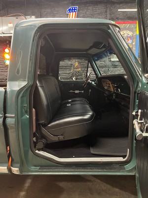 image 4 of interior