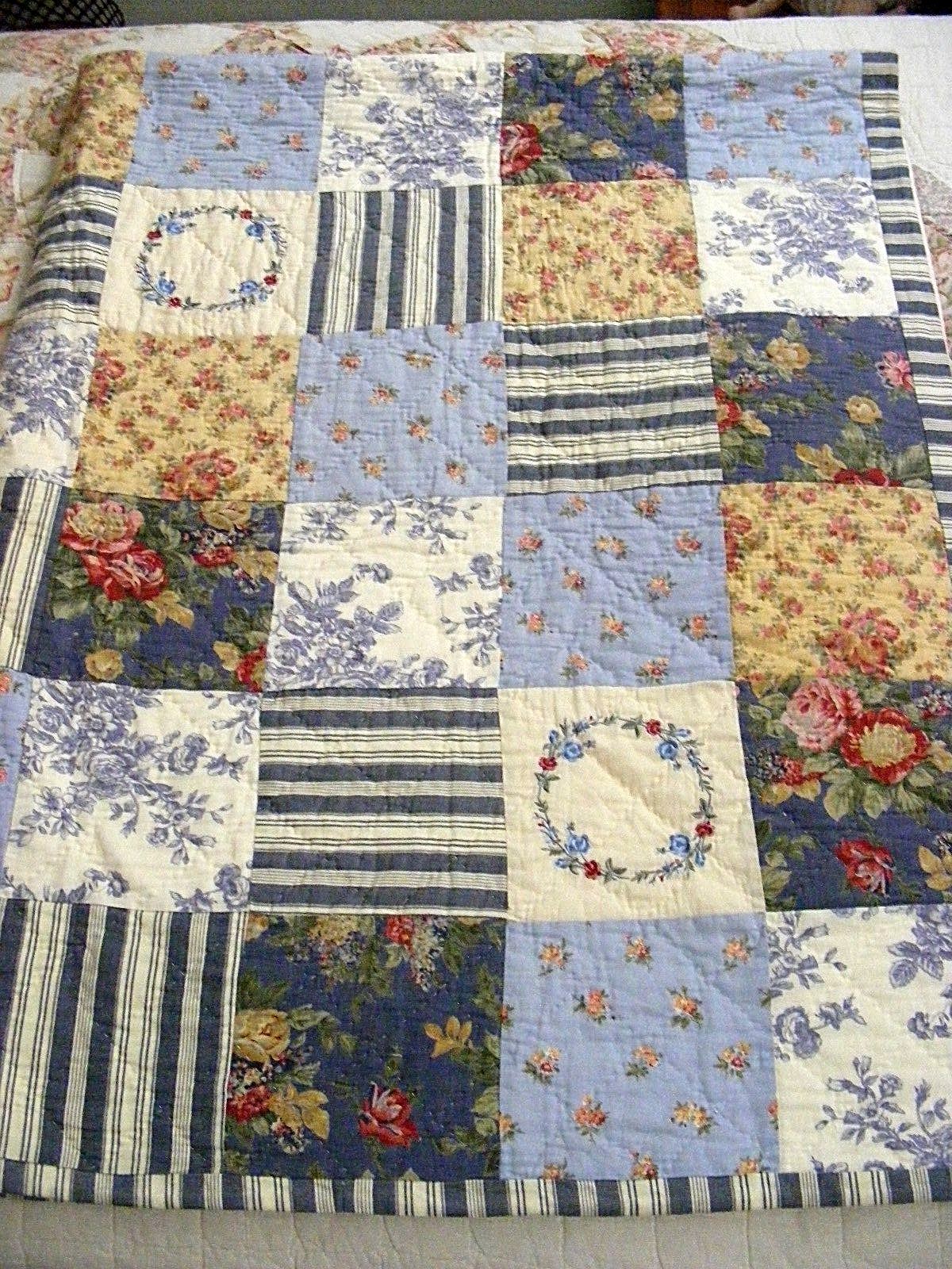 HANDMADE QUILT ROSES PATTERN SQUARES WHITE BACKING 88X66