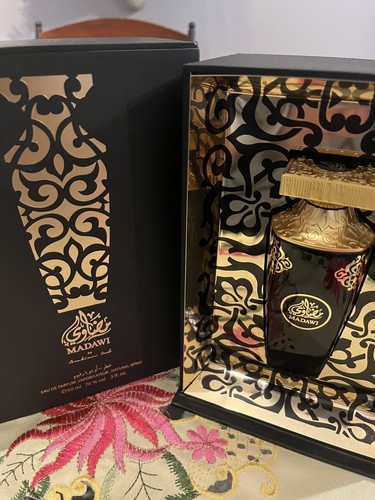 YAS & HUBOOB YAS オードパルファム HUBOOB parfum – Yas Perfumes