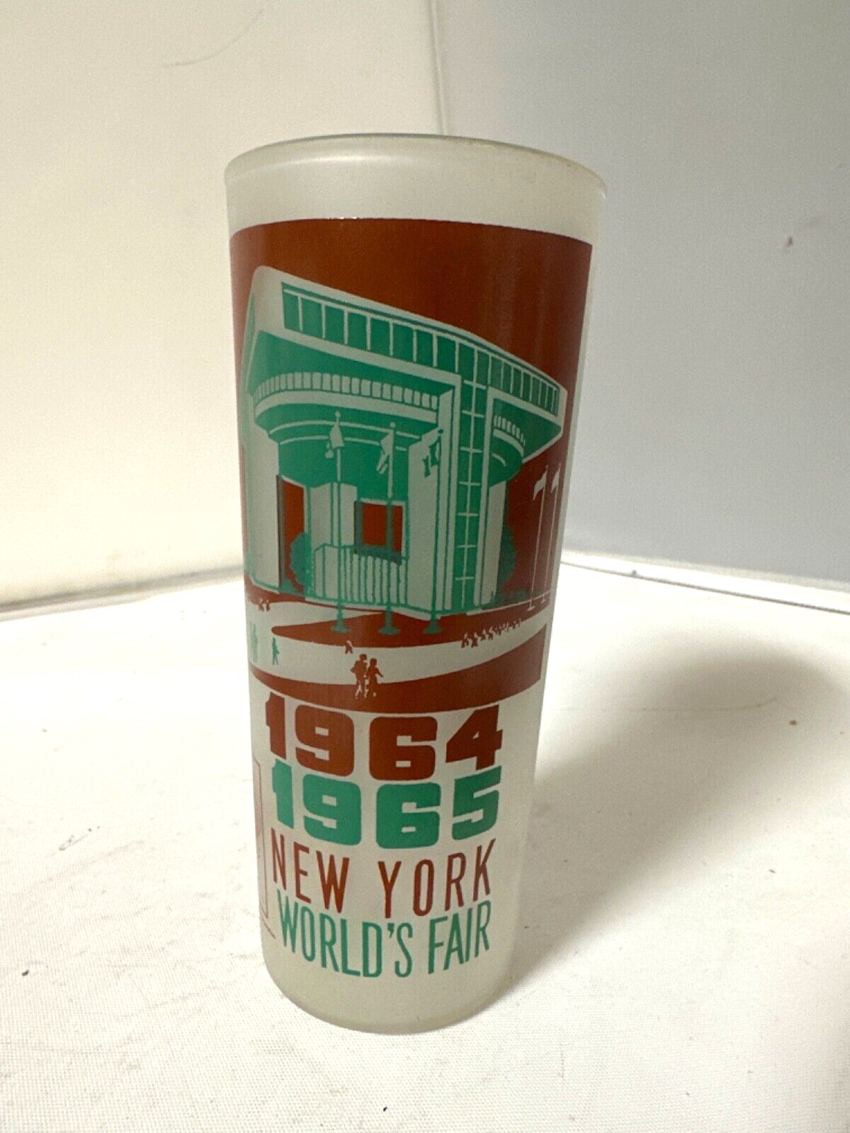 a tall slender glass for drinking beer 16 oz Tall Beer Pilsner Glass