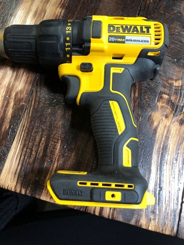 Dewalt Cordless Drill Driver Kit 20V Compact Brushless Motor Tool Set 2Batteries