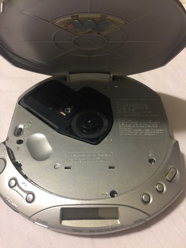 Sony Walkman CD Walkman D-E220 ESPMax Portable CD Player Silver *TESTED*