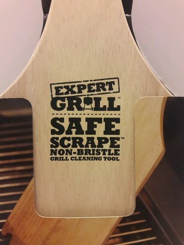 Expert Grill Wood Safe Scrape  Non Bristle grill cleaning tool. New in package.