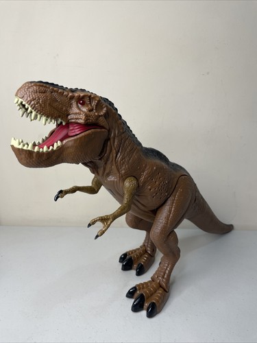 ト*店様 Tyrannosaurus Rex フィギュア 電子音声付き ト*店様 Tyrannosaurus Rex フィギュア 電子音声付き Amazon.com