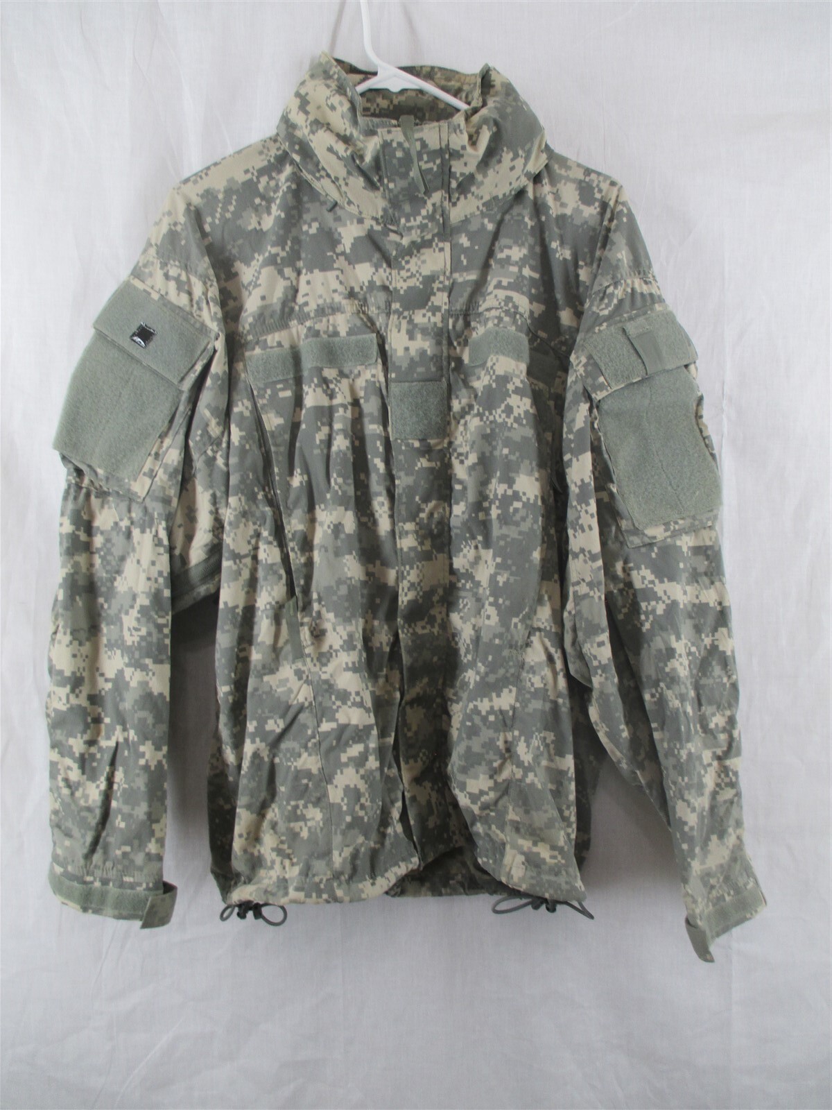 USGI Gen 3 Level 5 Small Short Digital Camo Soft Shell Parka