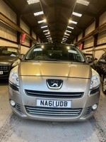 2011 Peugeot 5008 1.6 HDi 112 Exclusive 5dr 7 seater diesel full 12 months mot M