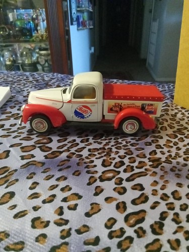 ペプシ100年記念フォード40’Sカー 14236 ペプシコーラ【PEPSI-COLA】FORD フォード40's 1940