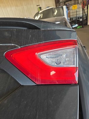 Used Right Lid Mounted Tail Light fits: FORD FUSION Right 13 14 15 16