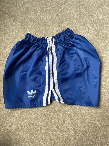short retro adidas