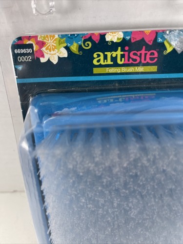 NEW OLD STOCK 2010 ARTISTE Felting Brush Mat