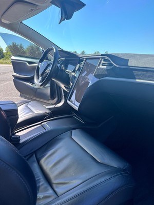 image 3 of interior