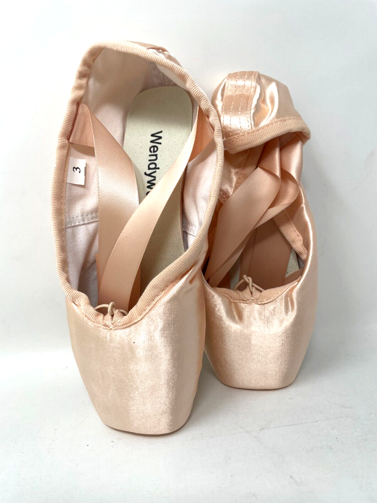 Wendy Wu Girls 3 Ballet Pointe Shoes With Satin Bag And Gel Toe Inserts Dance