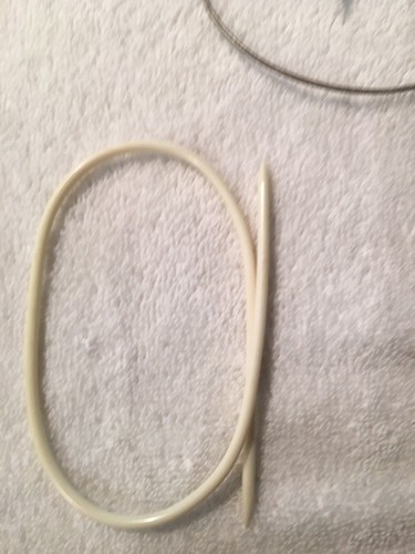 Vintage Lot of 15 pair of Knitting Needles, Metal, Wood and Plastic, Many Kinds