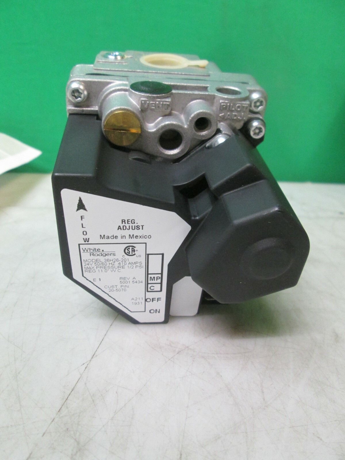 PuraFire LP Main Gas Valve 80M & 225M Heaters 20-5070 White