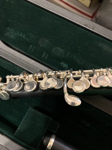 Used Pearl PFP-105E Piccolo  nice