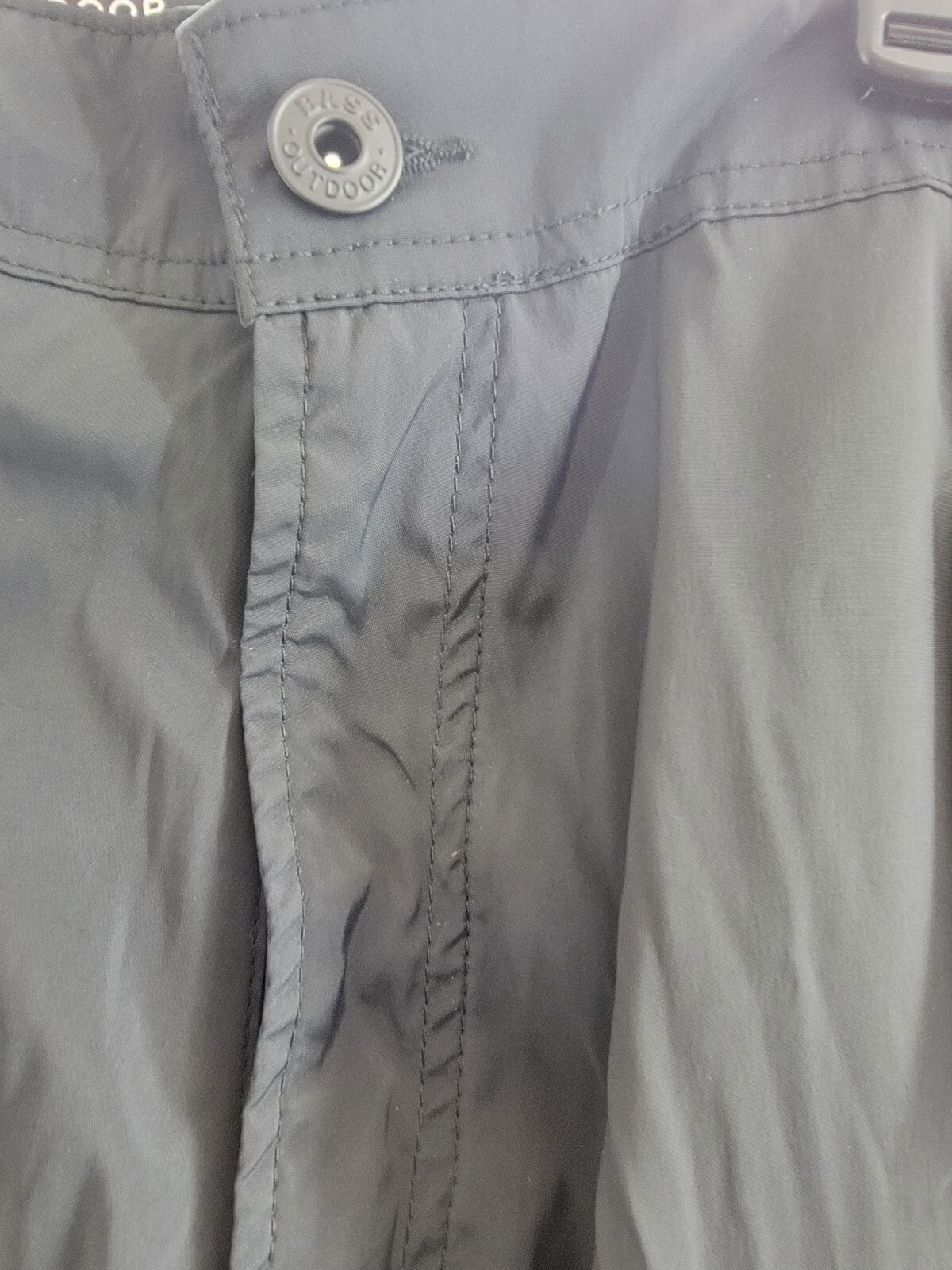 BASS OUTDOOR Regular-Fit Stretch Performance Cargo Pants Men's 42 Caviar Solid - Picture 10 of 18