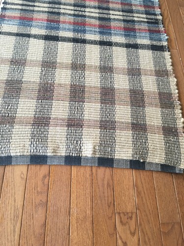 PRIMITIVE STYLE WOVEN RUNNER RUG 25