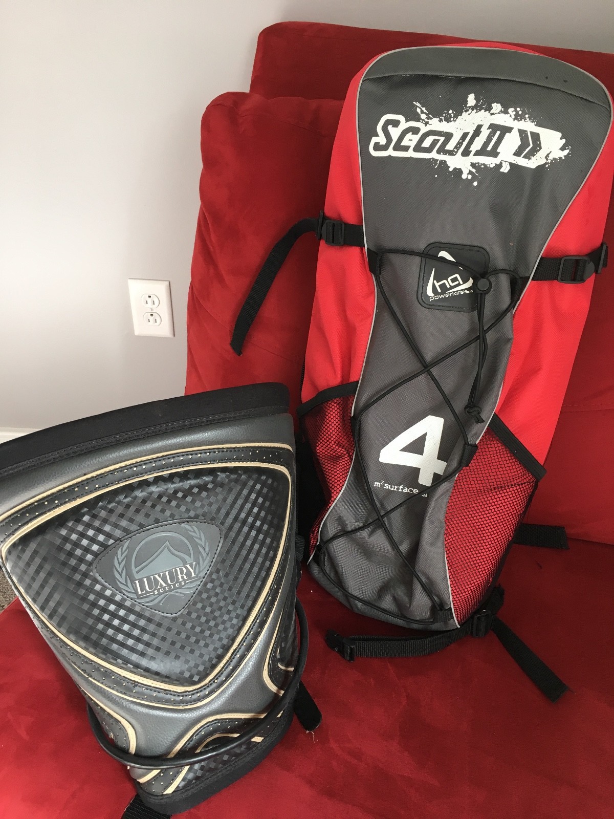 Kiteboarding trainer package- Hq Scout II 4m kite and Liquid Force Harness XL