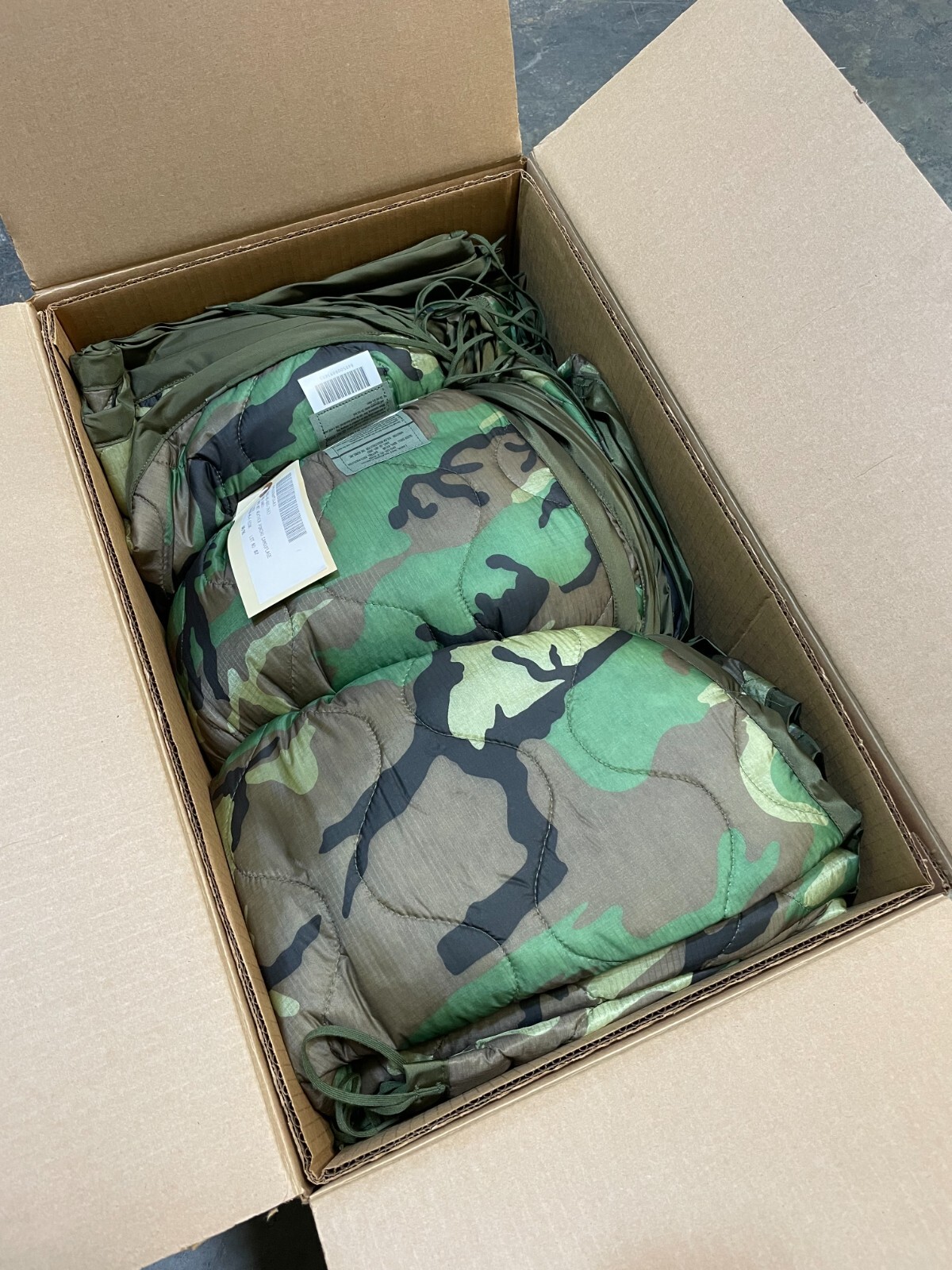 Genuine US Military Surplus USGI Woodland Camo Poncho Liner Woobie