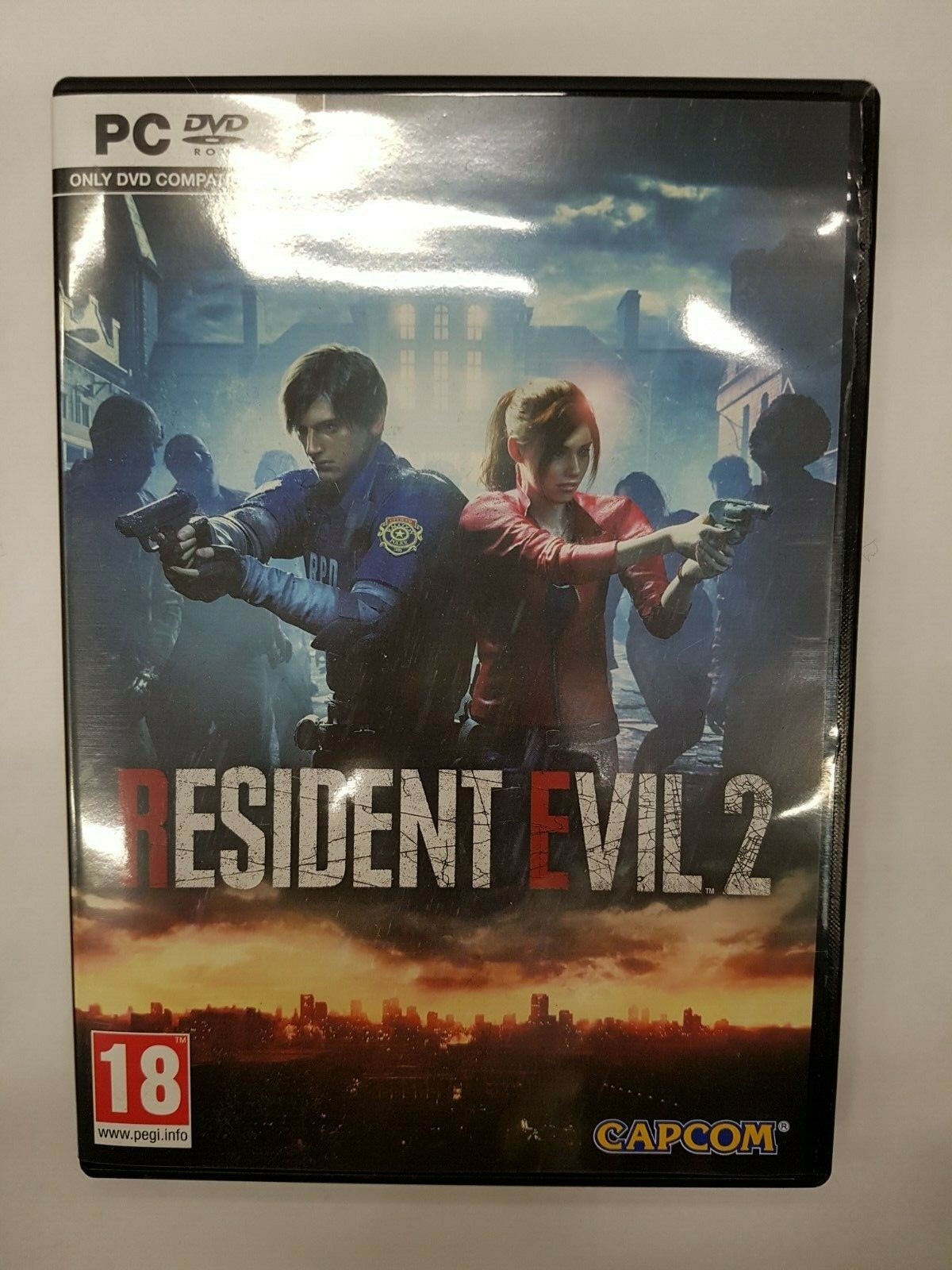 Resident Evil 2 PC GAME Box Cover only Disc is included NO