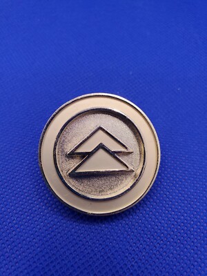Ghost of Tsushima Playstation Experience E3 2018 Promo Gold Metal Pin Rare