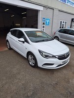 2015 Vauxhall Astra 1.6 CDTi 16V Design 5dr HATCHBACK Diesel Manual