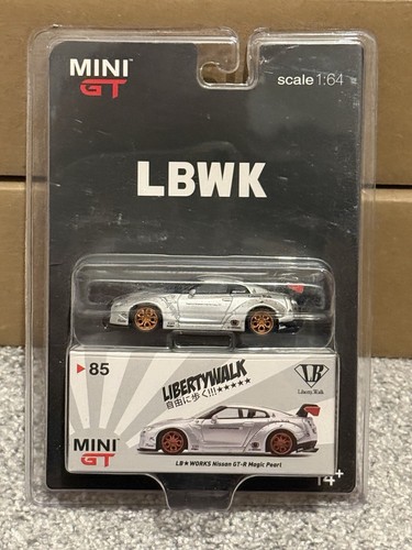 Mini GT 1/64 #85 LB Works Nissan GT-R Magic Pearl Taiwan