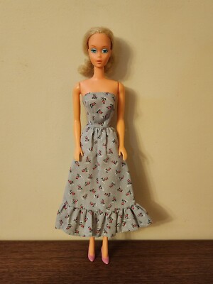 Barbie Doll Blonde 70s blue eyeshadow Redressed Looks Like Deluxe Quick Curl