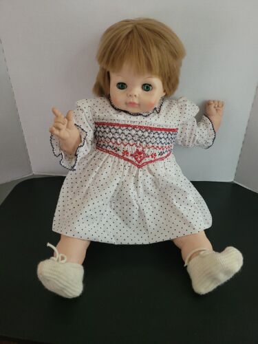 Vogue Baby Dear One Doll 23” Blonde Hair Green Eyes Cryer Vogue Baby Dear One Doll 23” Blonde Hair Green Eyes Cryer