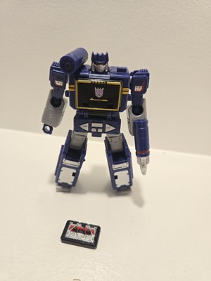 Transformers Kingdom Core Soundwave