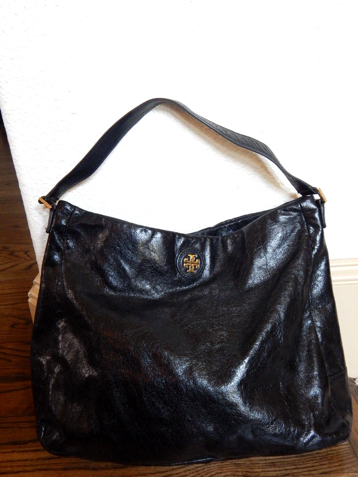 Large Black Leather TORY BURCH Hobo  Shoulder Bag!  NICE