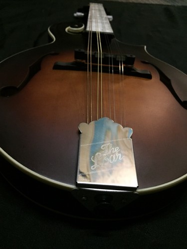 The Loar LM-310F Honey Creek F-Style ACOUSTIC MANDOLIN Brownburst