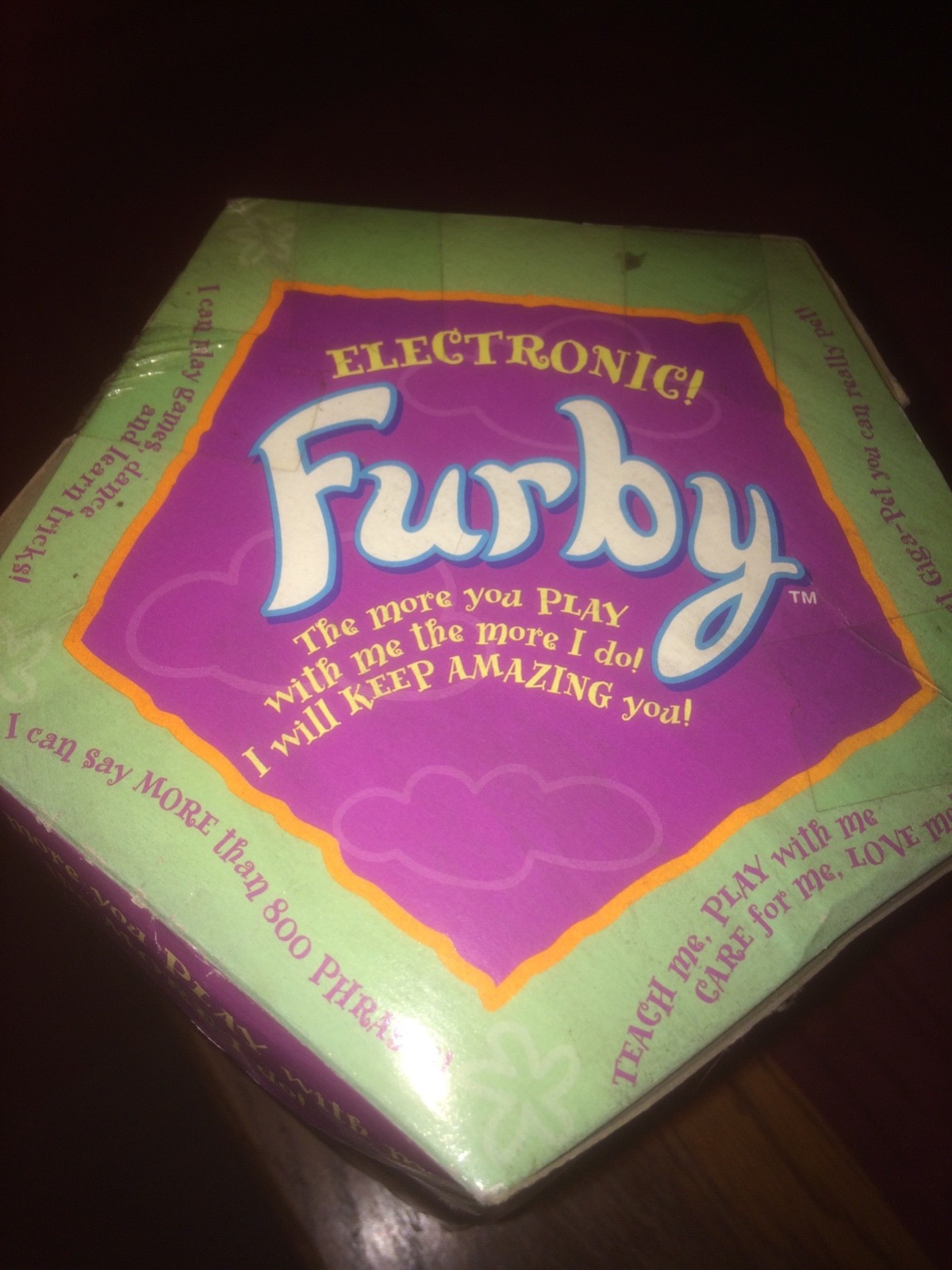 Vintage 1998 Furby 70-800 Original Edition Electronic Unopened Box White