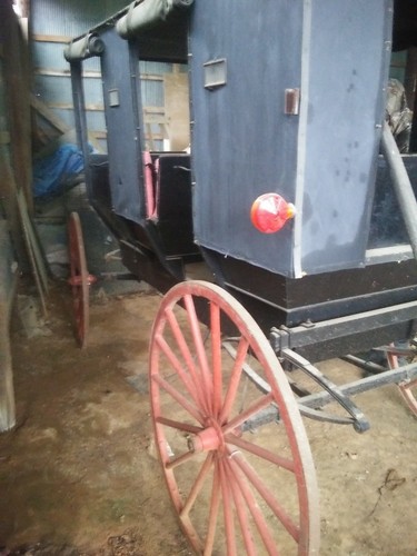 Antique Amish Made wagon $1500 obo call or text 580-236-7842