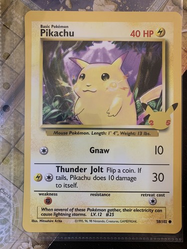 Pikachu 58/102 JUMBO 25th Anniversary Base Set Pokemon Card