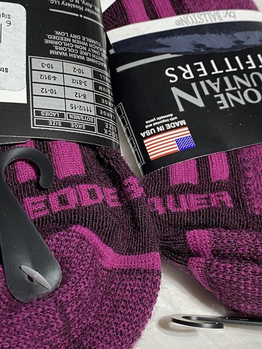2 Pair Medium EDDIE BAUER Merino Wool Fuchsia Men Ankle Size Med 4-9 By Ballston