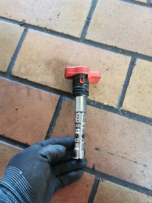 Original Audi A6 4F A4 8E 8H A8 D3 3.0 V6 Zündspule 06C905115L