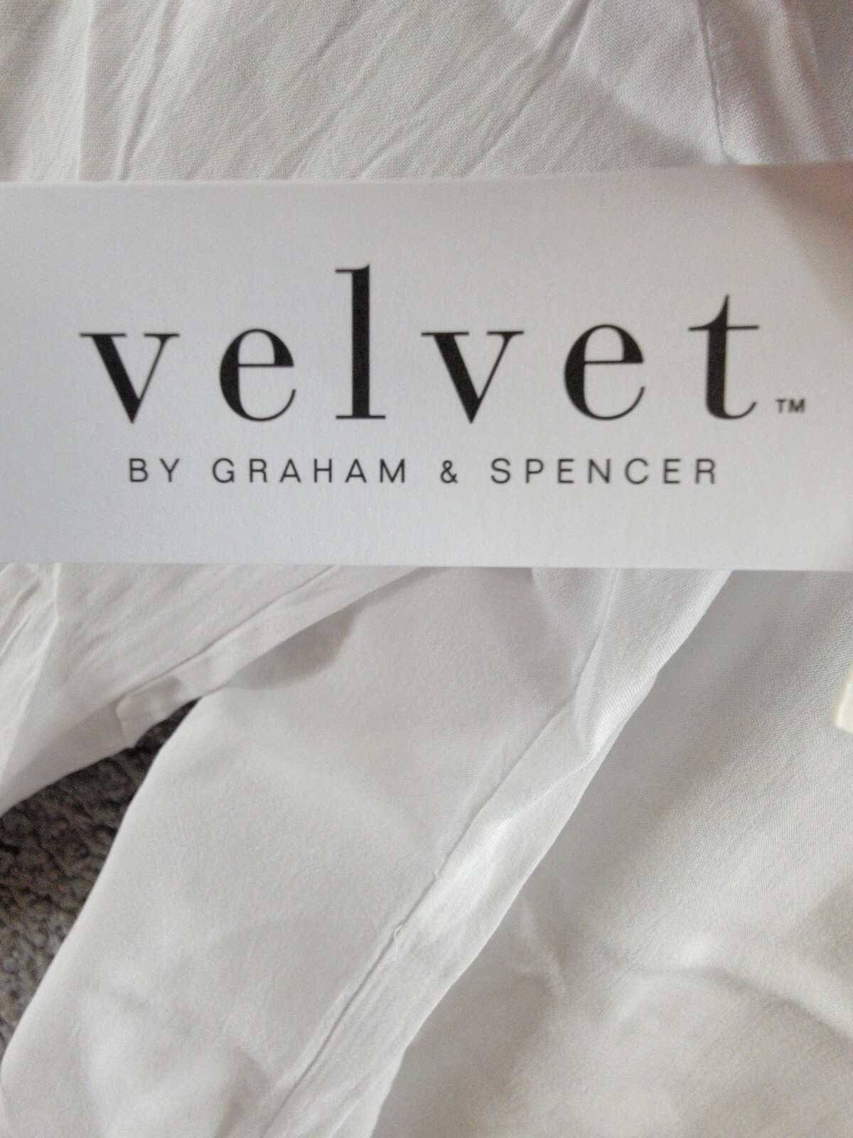 Velvet by Graham & Spencer Samantha Split Neck Blouse Women's S White Pullover - Picture 15 of 16