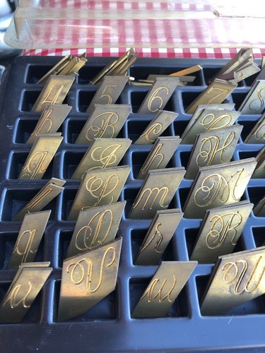 New Hermes 35-344 DBL Line Ornament Connecting Script Brass Engraving  Set