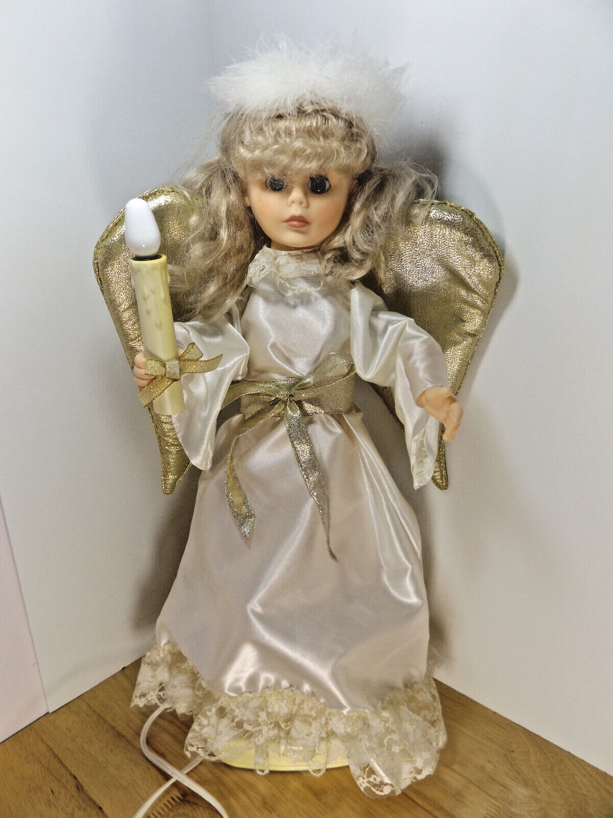 Vintage Christmas Angel Motrix IND LTD Animatronic Holding