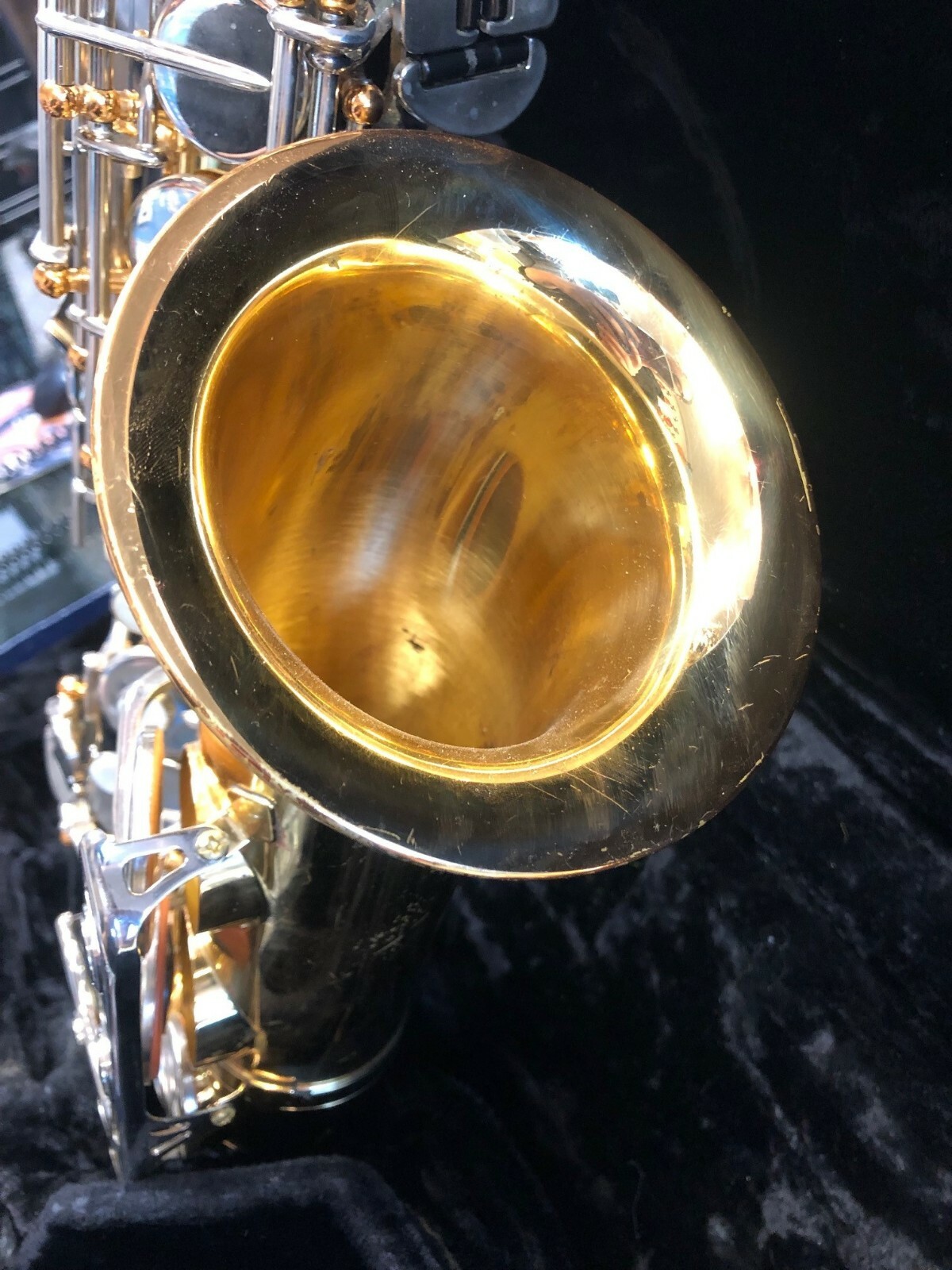 Vito Alto Saxophone with Hardshell case