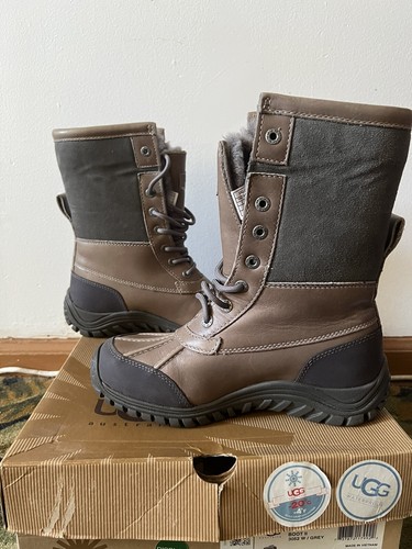 Pre-owned Ugg Adirondack Iii Women Size 7 In Gray