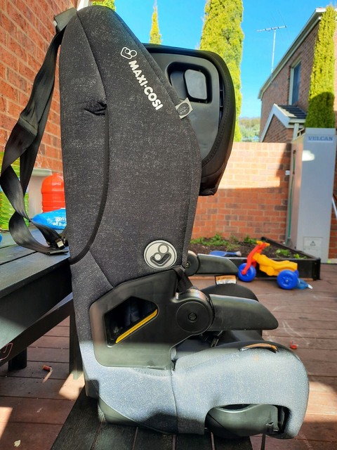 maxi cosi luna car seat