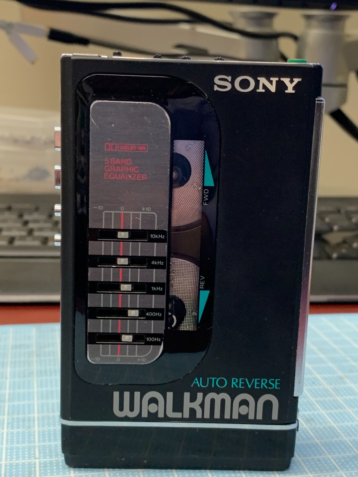 国内送料無料 SONY ソニー WALKMAN 5BAND カセットウォークマン WM-104