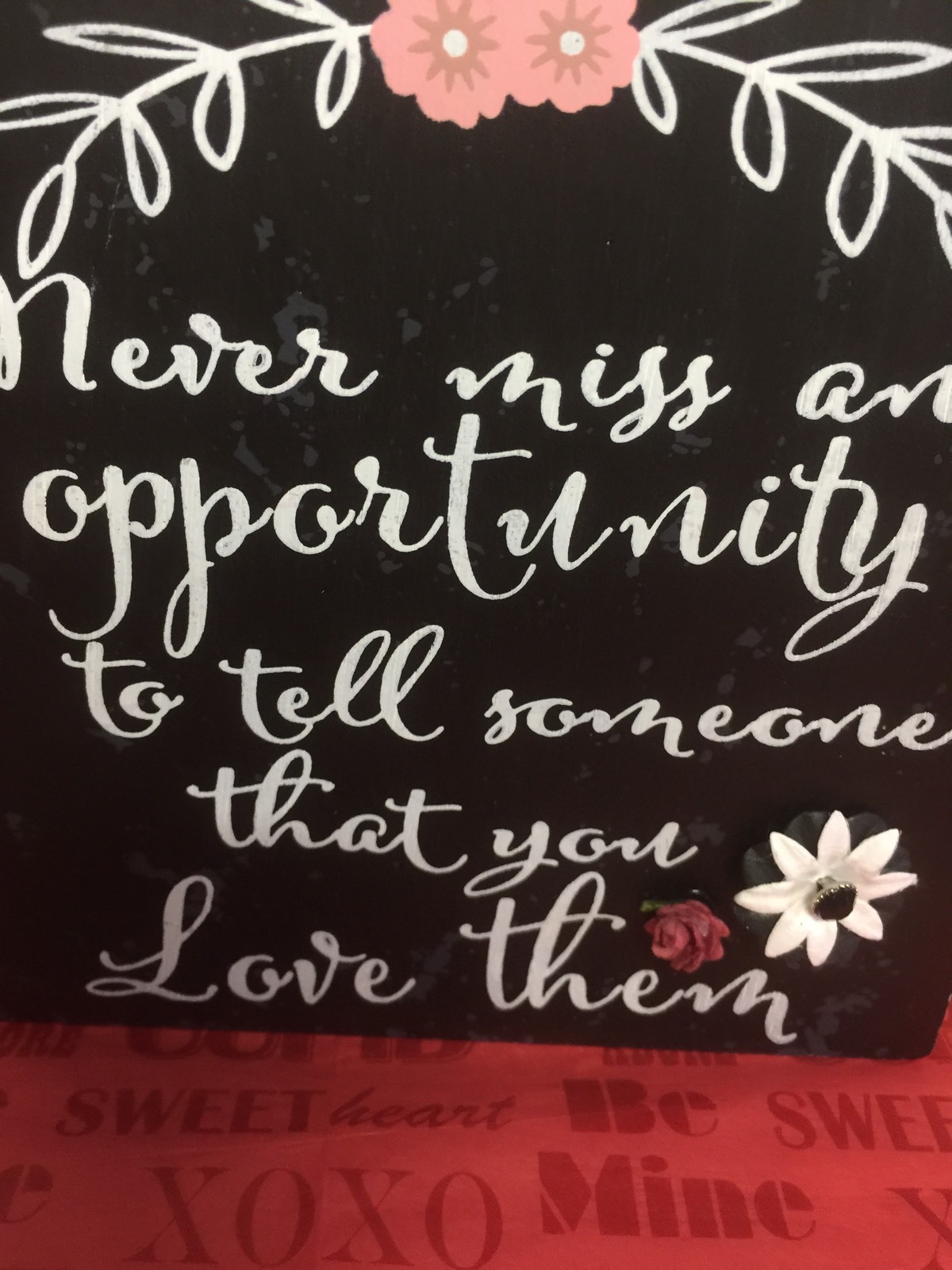 Home Accents Heart Love Wall Plaque Gift Set With Necklace Set 2 Piece Valentine