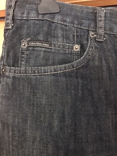 Mens Dark Wash Blue jeans.relaxed 