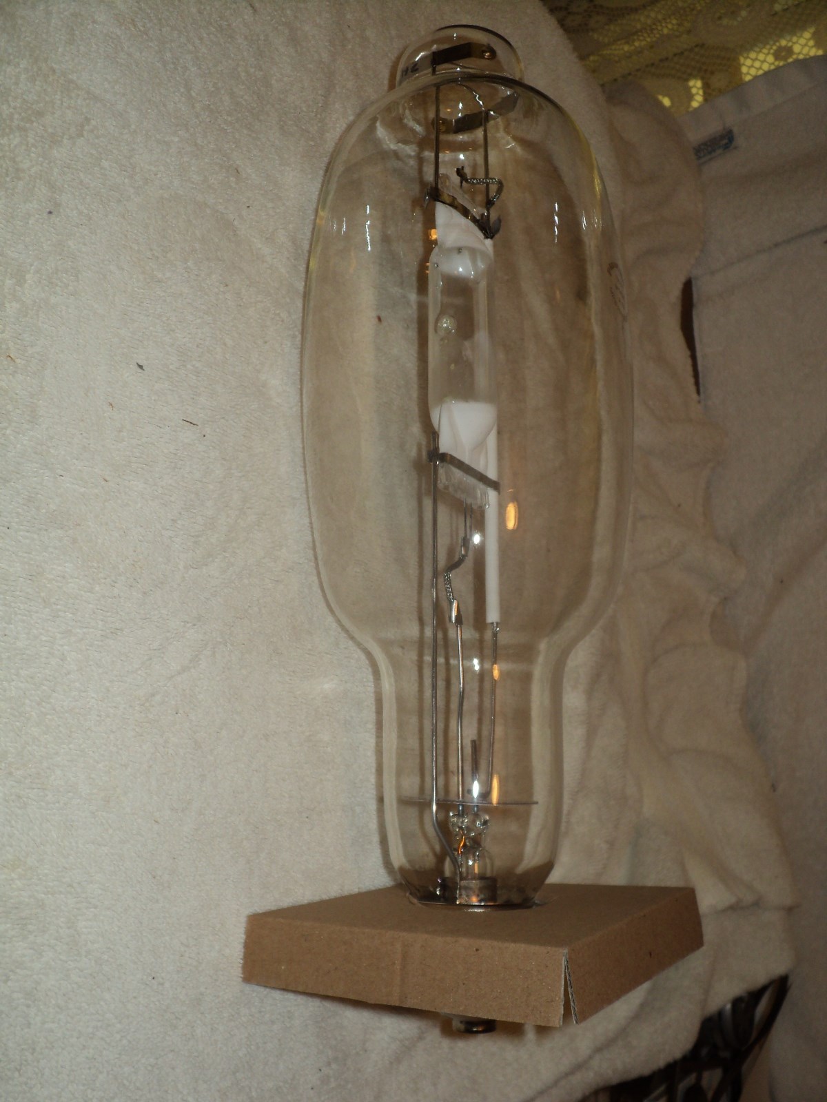 PLANTMAX 1000 W METAL HALIDE, 3000K GROW BULB, PULSE START